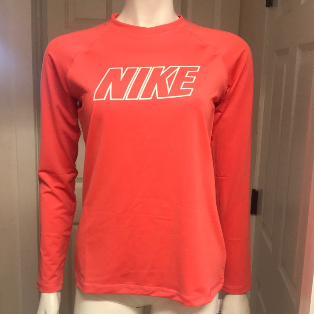 Nike Athletic/Athleisure/Swim L/S Tee, NWT!